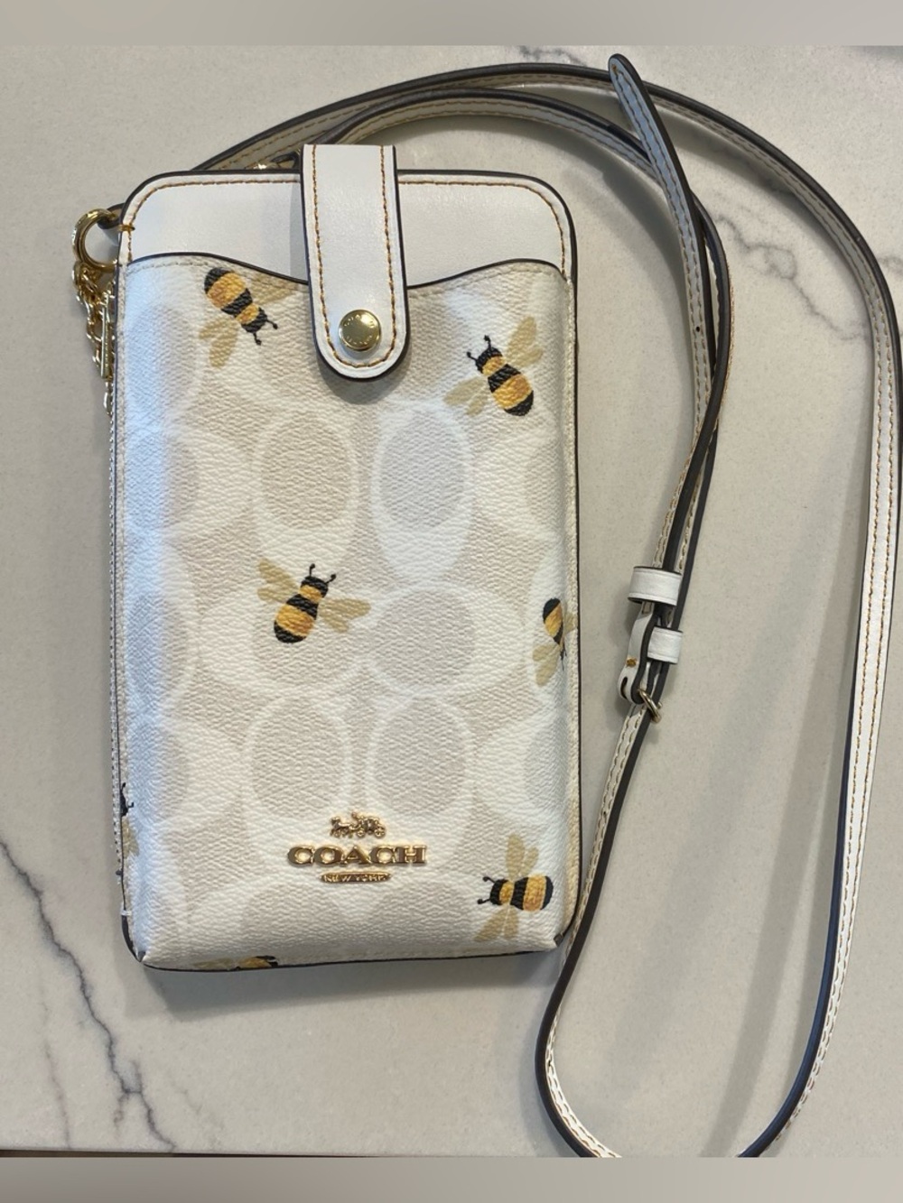 coach crossbody phone pouch - Picture 1 of 6